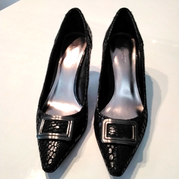 Alfani black heels with buckle detail, size 7M - Picture 3 of 14